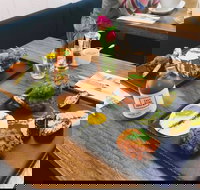 Between Us - Accommodation Brisbane