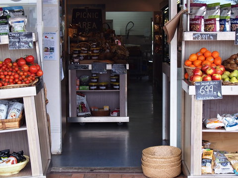 Causley Fresh Deli - Accommodation Brisbane 1