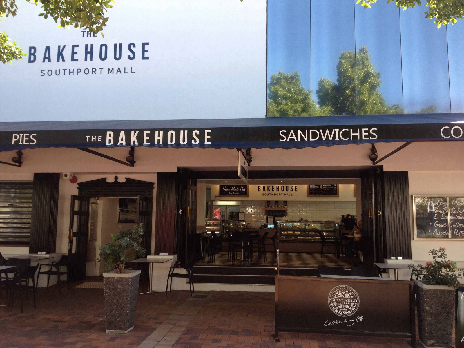 Southport QLD Accommodation Brisbane
