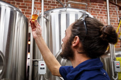 Two Heads Brewing - Accommodation Brisbane 1