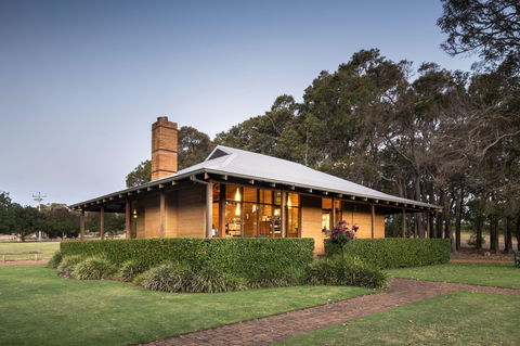 Sandalford Wines - Margaret River - Accommodation Brisbane 1