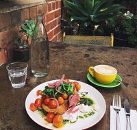 Ginger's Coffee Studio  Vintage Lounge Bar - Accommodation Brisbane
