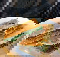 Loaves and the Dishes - Accommodation Brisbane