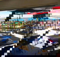 The Greens Bistro  Bar