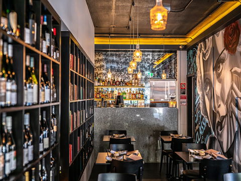 The Lane Wine Bar - Accommodation Brisbane 2