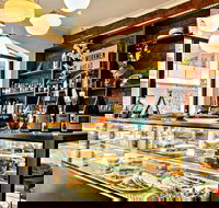 Cliftons on High - Accommodation Brisbane