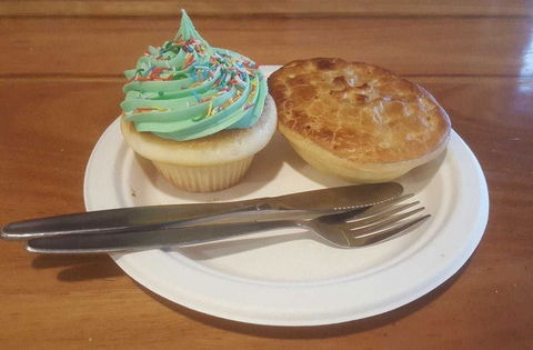 Heatherbrae's Pies - Accommodation Brisbane 0