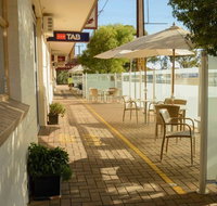 V Hotel - Accommodation Brisbane