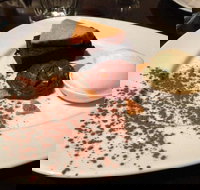 Fat Tony's Bar  Grill - Accommodation Brisbane