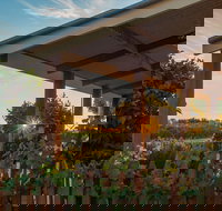 Caf in the Vines - Accommodation Brisbane