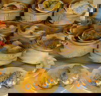 Gold Leaf - Sunshine - Accommodation Brisbane