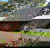 Jenke Vineyards - Accommodation Brisbane