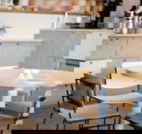 Walk Don't Run - Accommodation Brisbane