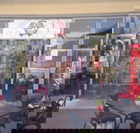 Crispy's Pies - Accommodation Brisbane