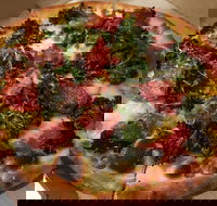 Neighborhood Pizza - Accommodation Brisbane