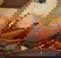 Zigzag Burgers n' Salads