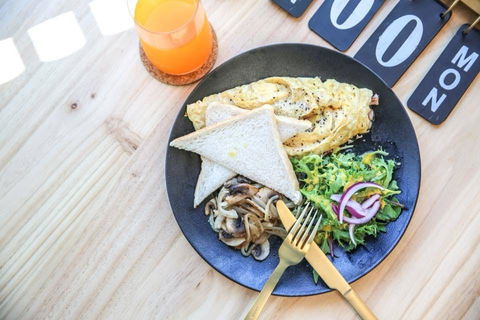 Ocean Str-Eats Cafe - Accommodation Brisbane 0