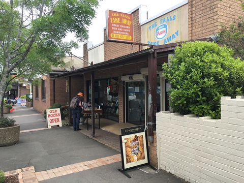 The Falls Take Away - Accommodation Brisbane 0