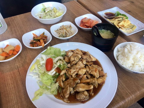 Tokyo Japanese Restaurant - Accommodation Brisbane 0