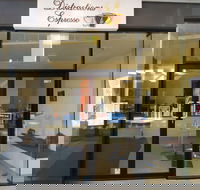 Distractions Espresso - Accommodation Brisbane