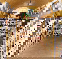 The Garden Cellars - Accommodation Brisbane