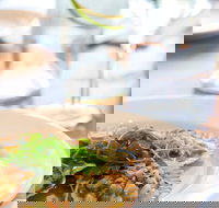 Coastal Restaurant - Accommodation Brisbane