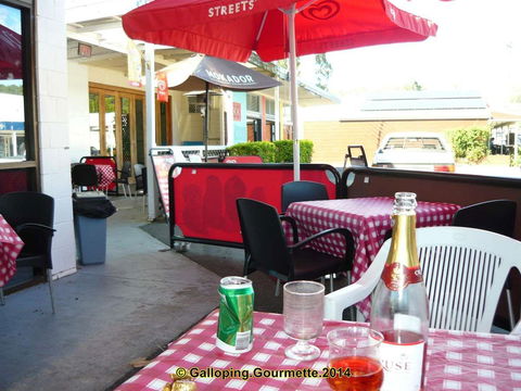 Funky Dory - Accommodation Brisbane 0