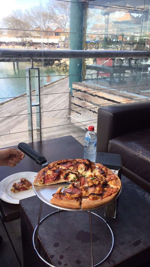 Little Caesars - Sorrento - Accommodation Brisbane 0