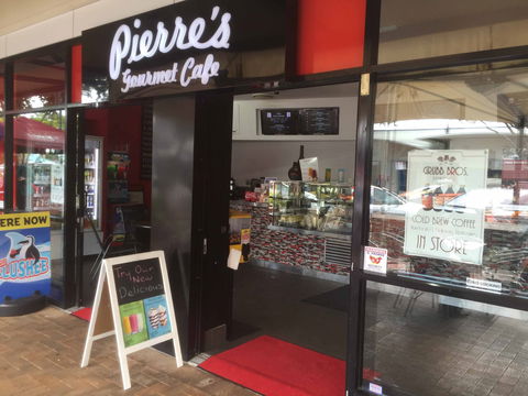 Pierre's Gourmet Cafe - Cleveland - Accommodation Brisbane 0