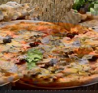 Alex's Pizza - Accommodation Brisbane