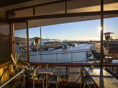 Bombora Seafood - Accommodation Brisbane 0