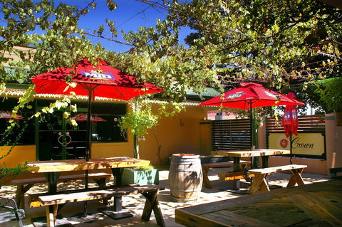 Crown Hotel Wentworth - Accommodation Brisbane 0