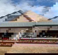 Elliott's Bakery  Cafe - Accommodation Brisbane
