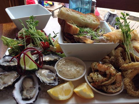 The Flying Fish Cafe - Accommodation Brisbane 0
