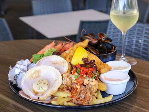 Oyster Bar Darwin - Accommodation Brisbane 1