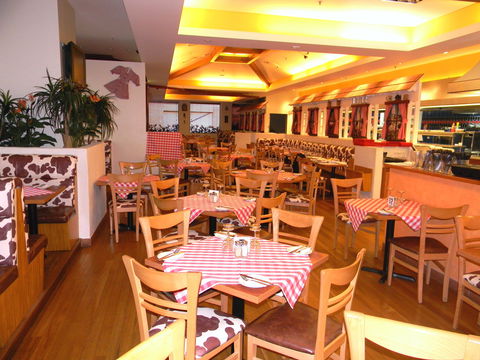 Austrian Schnitzelhaus Erina - Accommodation Brisbane 2