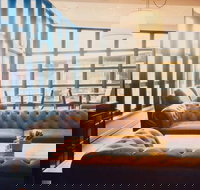 The Clubhouse Hotel - Accommodation Brisbane