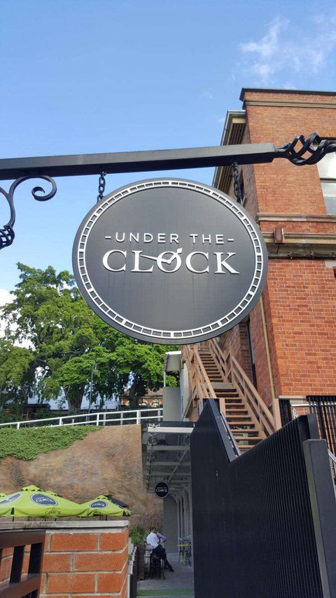 Trader Duke's - Accommodation Brisbane 0