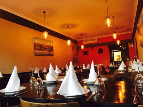 The Hungry Eye Chargrill & Tandoori Restaurant - Accommodation Brisbane 0