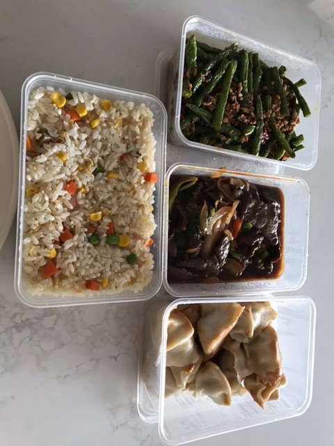 Zakis Fish & Grill - Accommodation Brisbane 0