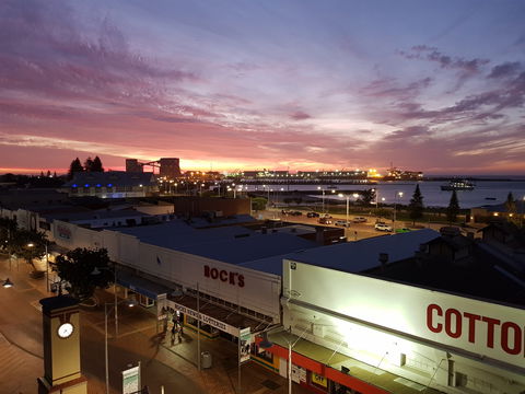 HarbourView Restaurant And Bar - Accommodation Brisbane 1