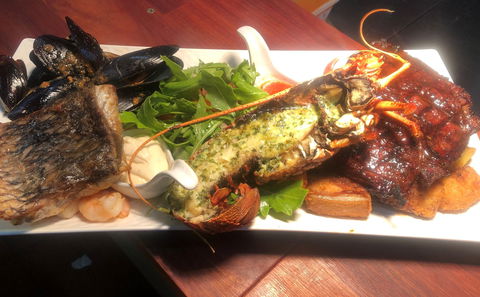 HarbourView Restaurant And Bar - Accommodation Brisbane 2