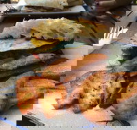 Golden Horse Chinese - Accommodation Brisbane