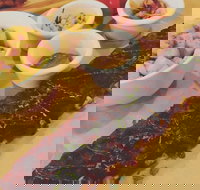 Rustic Ribs - Accommodation Brisbane