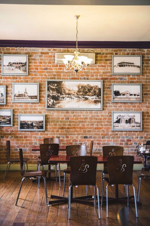 Boorowa Hotel - Accommodation Brisbane 1