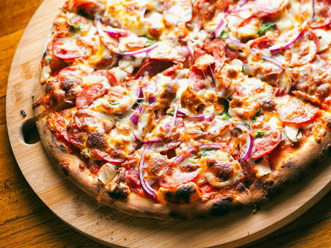 Earth Oven Wood Fired Pizza - Accommodation Brisbane 1