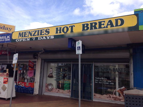 Menzies Hot Bread - Accommodation Brisbane 0