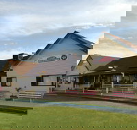 On The Green Bistro - Accommodation Brisbane