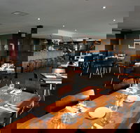 Sisters Rock Restaurant - Accommodation Brisbane