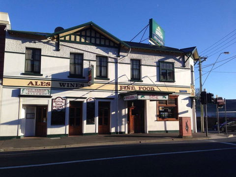 The Royal Oak - Accommodation Brisbane 0